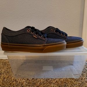 Vans classic fit sneakers